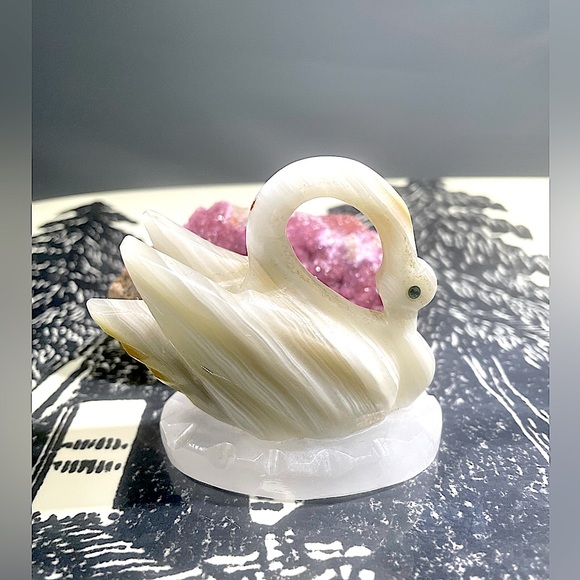 🖤 Vintage 🦢 Swan 🖤 Carved Stone Swan Pen Holder Figurine Talisman Totem 🦢🦢 - Picture 3 of 7